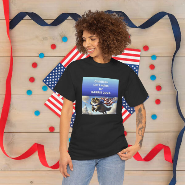 Childless For Cat Ladies For Harris 2024 Shirt