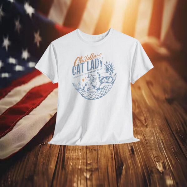 Childless cat lady for Kamala, Childless cat lady for Harris Unisex Shirt