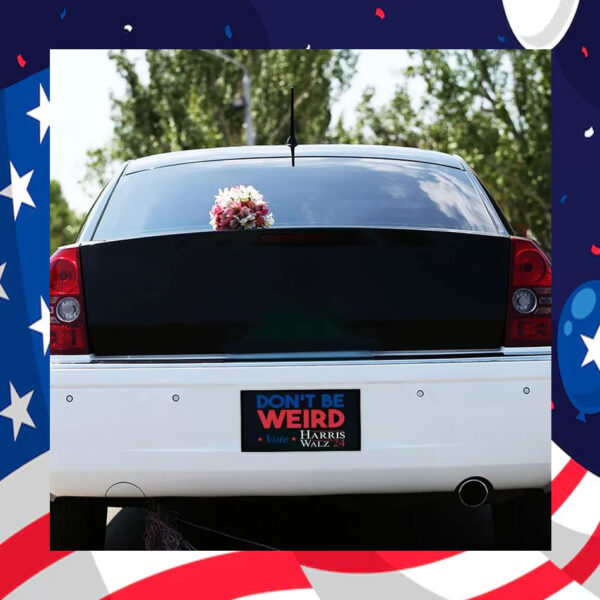 Don't Be Weird Vote Harris Walz'24 Sticker