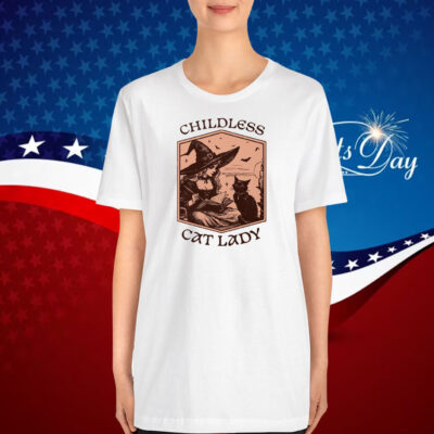 Halloween Witch Childless Cat Lady Comfort Colors T-Shirt