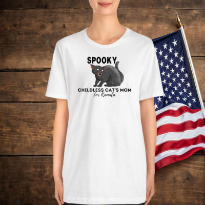 Spooky Cat Ladies For Kamala, Childless Cat Moms for Kamala T-Shirt