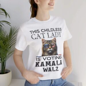 This Cat Lady Is Voting Kamala Walz Shirt