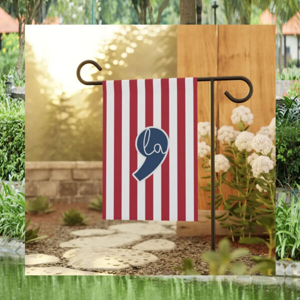 Comma La Harris Garden And House Flag