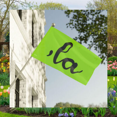 Comma La Kamala House Flag